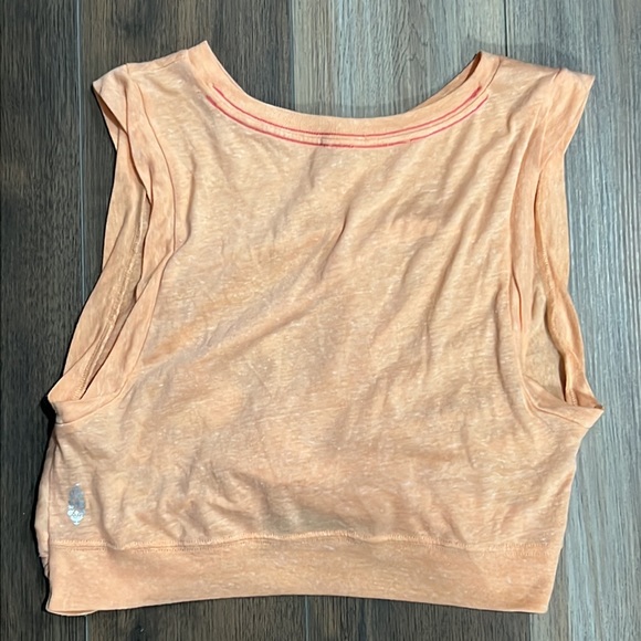 Free People movement light orange twist top - Picture 4 of 5